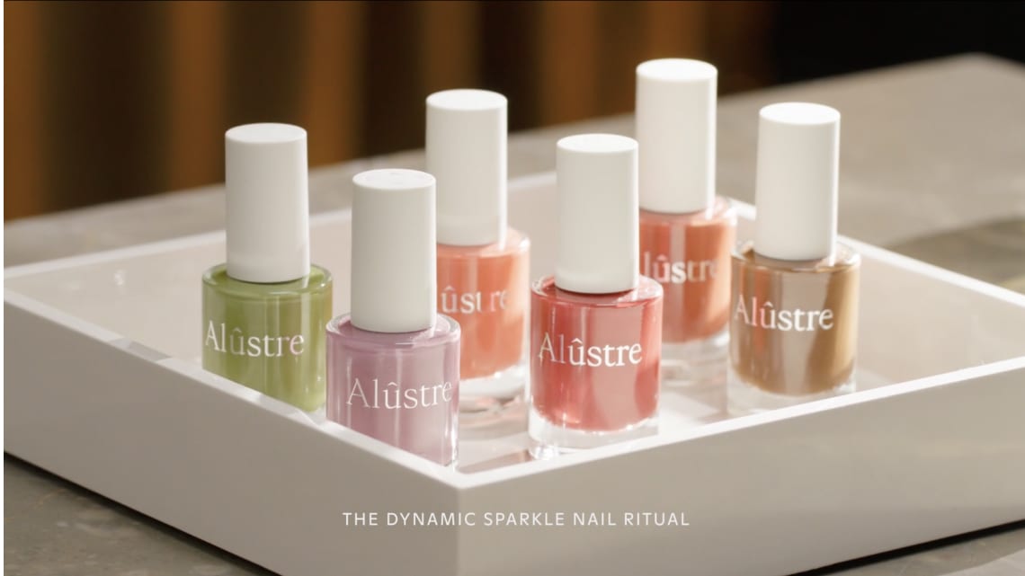 Alûstre - The Dynamic Sparkle Nail Ritual with diamond-infused nail polish